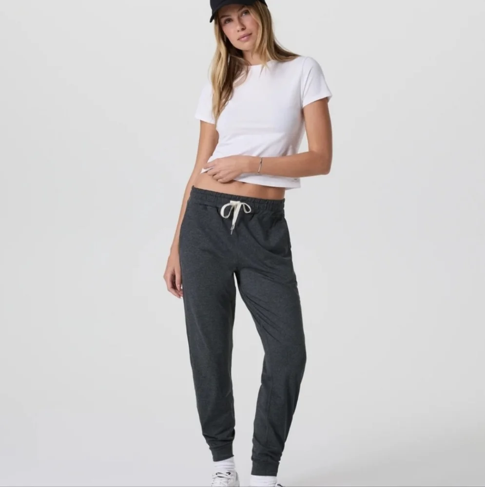 Vuori Performance Jogger Charcoal Heather Size - Picture 8 of 9